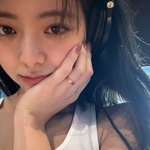 4세대 <b>핫</b><b>걸</b>들 한 공간으로 모여줘 ㅈㅂ