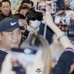 뷔 <b>입국</b>