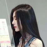 [모두드루와] 공항 출국짤에서 레전드 갱신한 아이린.<b>jpg</b>