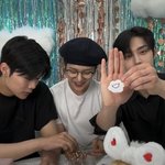 [ZB1] <b>김지웅</b> 유튜버놀이