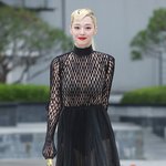 이거 설리 등장하자마자 기자들 넋놓는거 봐바 ㅋㅋㅋㅋ