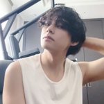 <b>뷔</b> 위버스 왔다