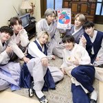 <b>한복</b> 입은 방탄 ❤️