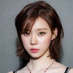 이거 <b>윈터</b> 렌즈 뭐같냐??
