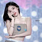 있지는 예쁘다기 보단