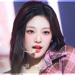 <b>닝닝</b> 미쳤다 개이뻐