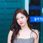 <b>니</b>네 만약에 여돌이라 하면 이런 <b>옷</b>