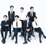 [군대] 근데 22년도 가족사진 지금보니까