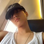 타<b>팬</b>들아 덥 <b>주연</b> 잘생겼다고 생각해?