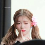 얼굴만 보고 비타민 <b>섭취</b> 가능한 여돌