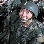 [군대] 나 이사진 볼 때마다 기분 이상함