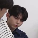 [ZB1] <b>한빈</b>이 밋앤그릿할때 아팟나봐ㅠ