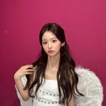 <b>여</b><b>돌파</b>인데 우리반 애들 다 남돌팬임