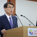 "尹대통령 당선인 신분일 때 여러 지역 방문, 어떻게 생각?"...