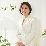 <b>이분</b> 몇살 같아?