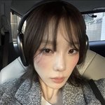 태연 이<b>사진</b> 머리 <b>무슨</b> 색일까..