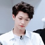 와 나 요즘 관심가는 남<b>돌들</b> <b>데뷔</b>초 보는데