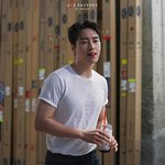 <b>여전</b>한 이준혁의 습관