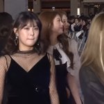 모모랜드 <b>연우</b>랑 설리 지금봤네..