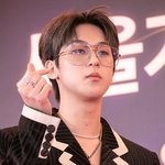 <b>빅나티</b> 공연 중 여친과 기습키스?…팬들 분노에 "확인 중"