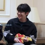 [ZB1] <b>지웅</b>이 왤케 웃기냐