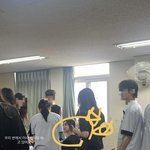 학교에서 팬미팅중인 <b>이서</b> ㄷㄷ