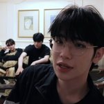 [ZB1] 태래 <b>안경</b> 굴절 심한데도 잘생김...