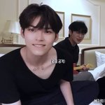 [ZB1] 이쁜 성한빈가 왜 <b>계석</b> 나를 유혹하고있음 ㅠㅜㅜ 얼굴공격...