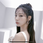퀸덤<b>퍼즐</b> 얘 카리나닮지않음??