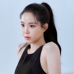 근데 <b>손나은</b> 지금도 예쁘지 않아?
