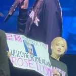 오늘 <b>고향</b>가서 그런가 로제 진짜 이쁘네