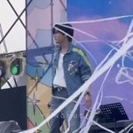 엔하이픈 무대 <b>컨페티</b> 너무 길어서 웃겼음..