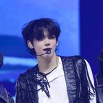 [TXT] 이게 어케 기사사진?