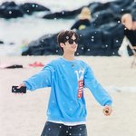 [ZB1] 비눗방울 놀이하는 <b>대형견</b>