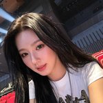 미연 진짜 ㅈㄴ <b>예쁘다</b>