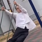 <b>남자</b>든 여자든 너무 나대면 이성으로 안보이는 듯..