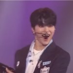 [ZB1] 박건욱 생일에 '건욱이형' 적혀있는거보고