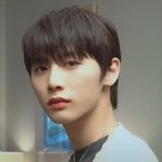 <b>태산</b>이 너무 잘생기지 않았어?
