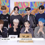 남돌 다같이 골드버튼 언<b>박싱</b>