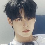 성한빈이랑 박건욱 <b>서로</b> 은근 닮은 듯