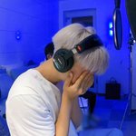 이 사진 누군지 아는사람