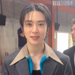 재현 진짜 신기하게생김