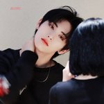04년생 아이돌에게서