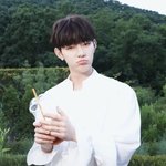 [ZB1] 장하오 또 <b>입술</b> 삐쭉
