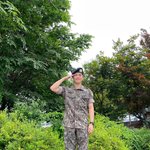 온앤오프에서 처음으로 전역한 엠케이