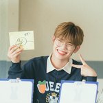 [ZB1] 김태래 자화상 잘그린다