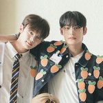 [ZB1] 과자즈 안경 낀 거 너무 귀여움 바<b>부들</b> 같애