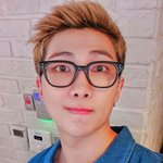 달려라 방탄 <b>알</b><b>엠</b> 셀카