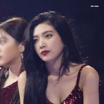 요새 조이 분위기 닮고 싶다는 생각이 <b>종종</b> 들어