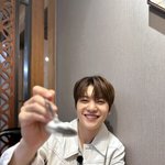 [ZB1] 매튜야 이 사진은 뭘 의도한거죠?